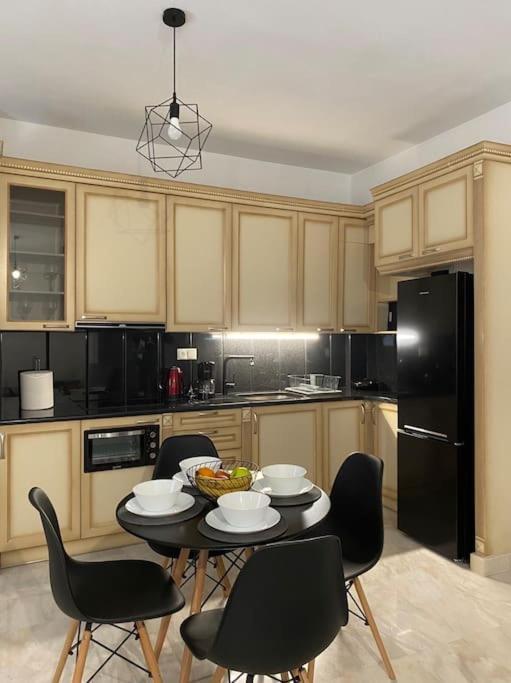 M&F Meteora Apartments #2 كالامباكا المظهر الخارجي الصورة