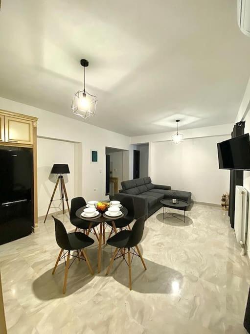M&F Meteora Apartments #2 كالامباكا المظهر الخارجي الصورة